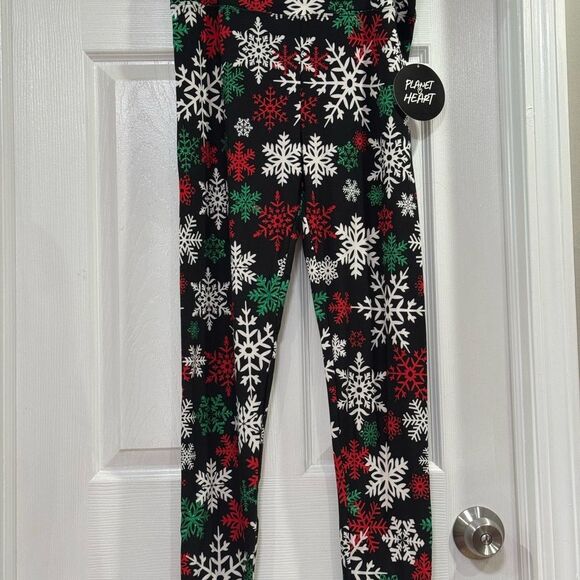 Black and Red Festive Leggings with Snowflake Pattern - Picture 1 of 6